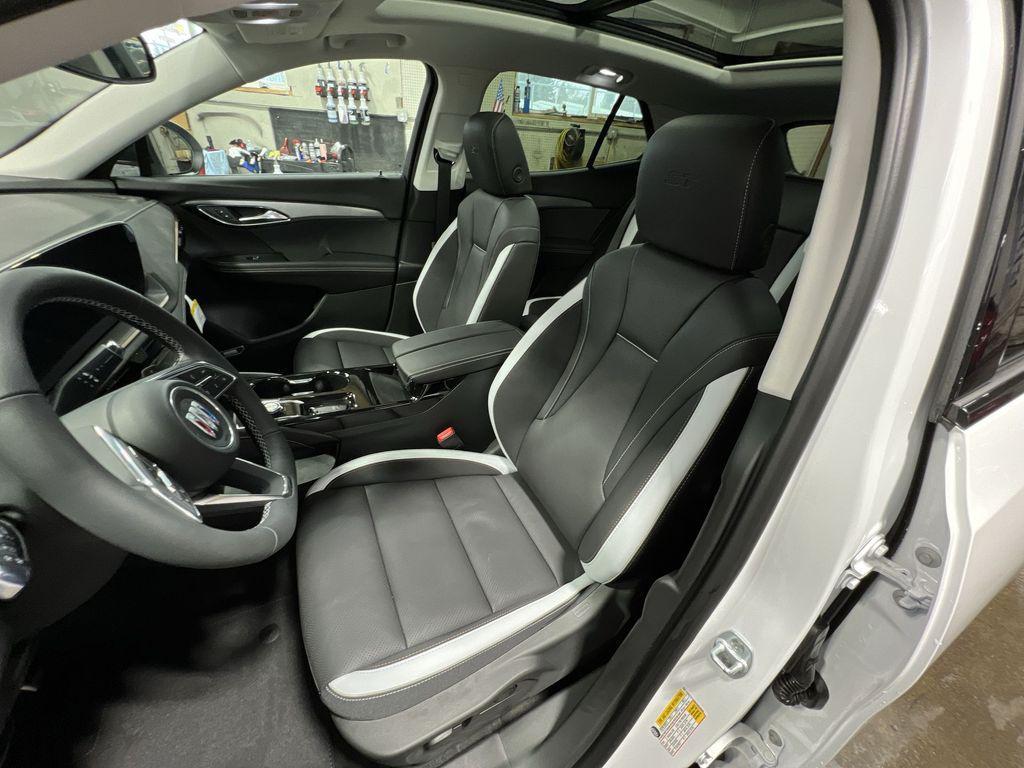 new 2025 Buick Envision car, priced at $40,919