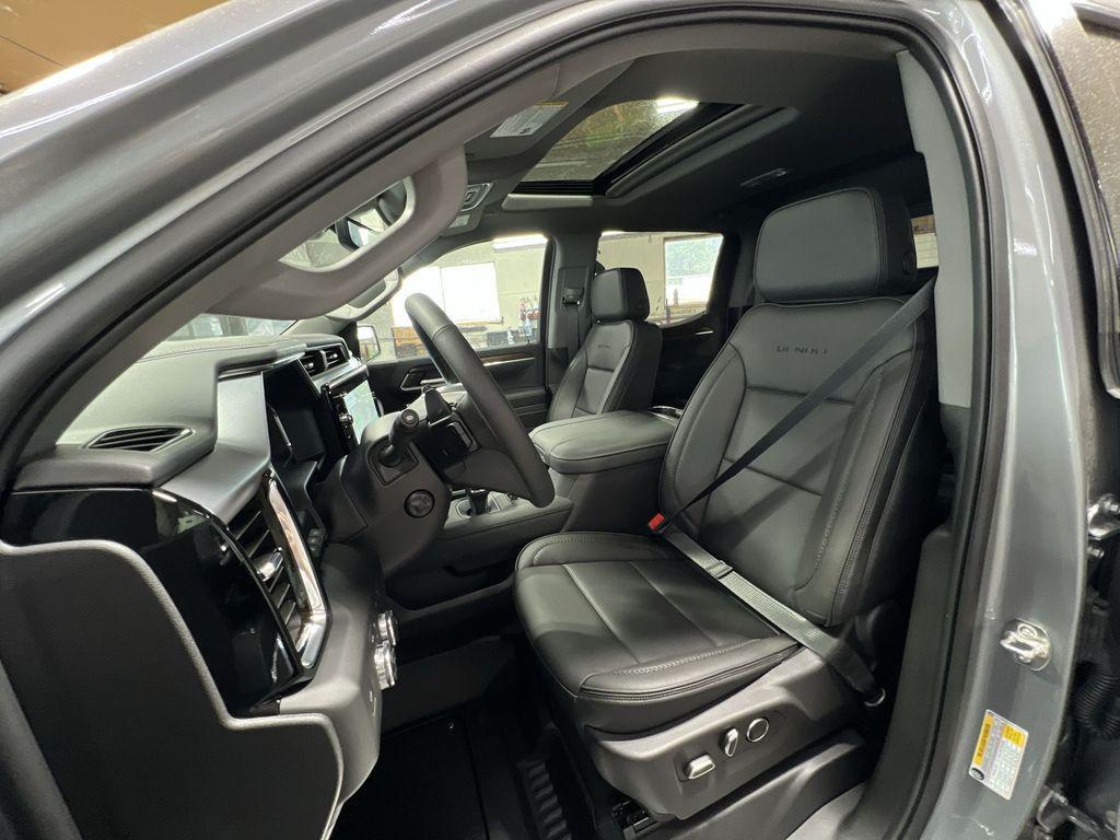 new 2025 GMC Sierra 1500 car, priced at $66,567