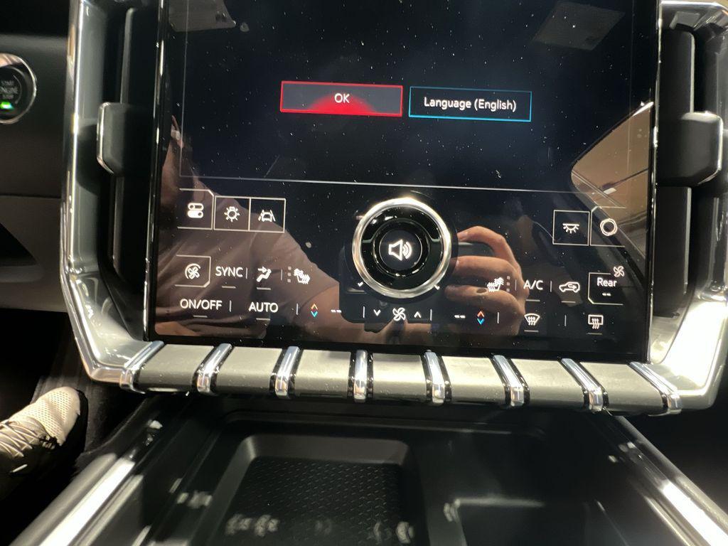 new 2025 GMC Acadia car, priced at $45,657