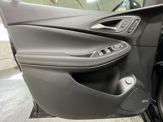 new 2025 Buick Encore GX car, priced at $35,085
