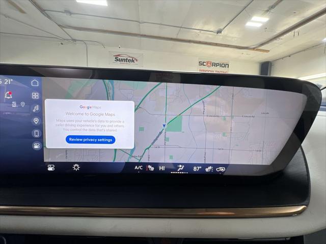 new 2025 Buick Envision car, priced at $45,095