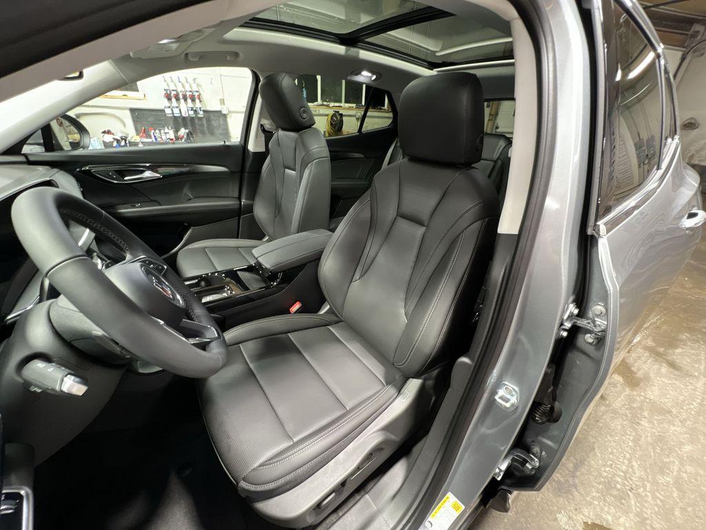 new 2025 Buick Envision car, priced at $38,975