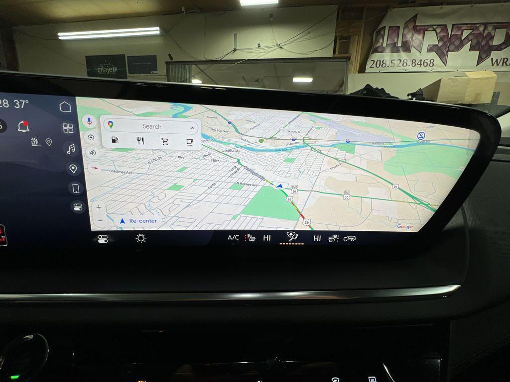 new 2025 Buick Envision car, priced at $38,975