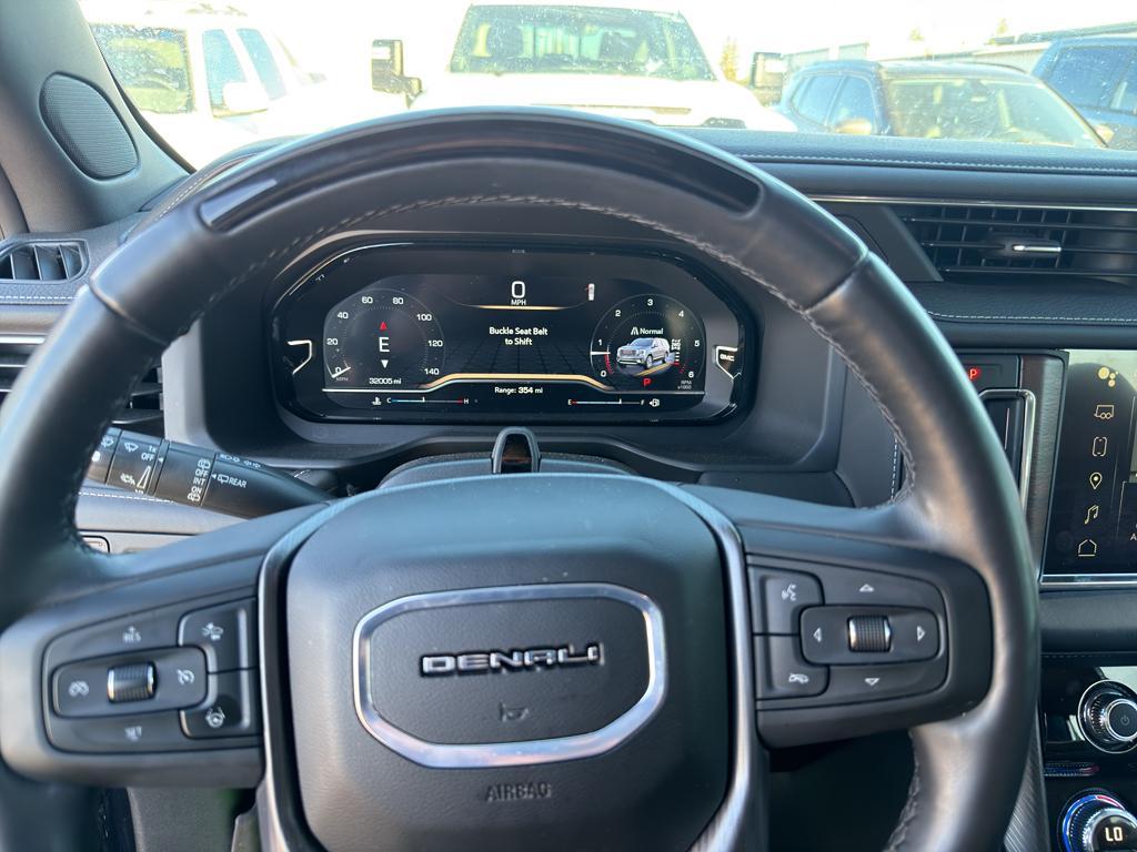 used 2023 GMC Yukon XL car, priced at $89,995
