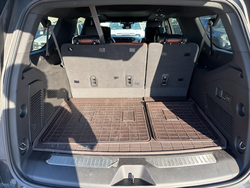 used 2023 GMC Yukon XL car, priced at $89,995
