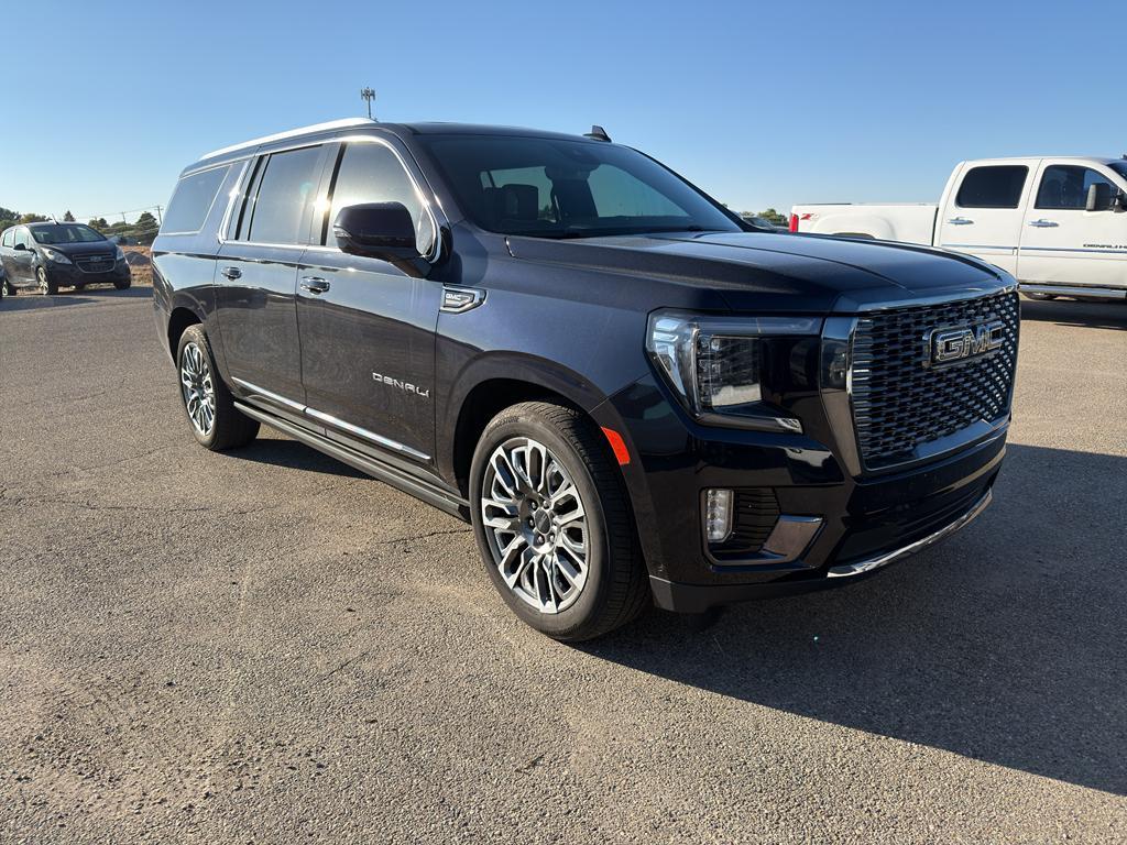 used 2023 GMC Yukon XL car, priced at $89,995