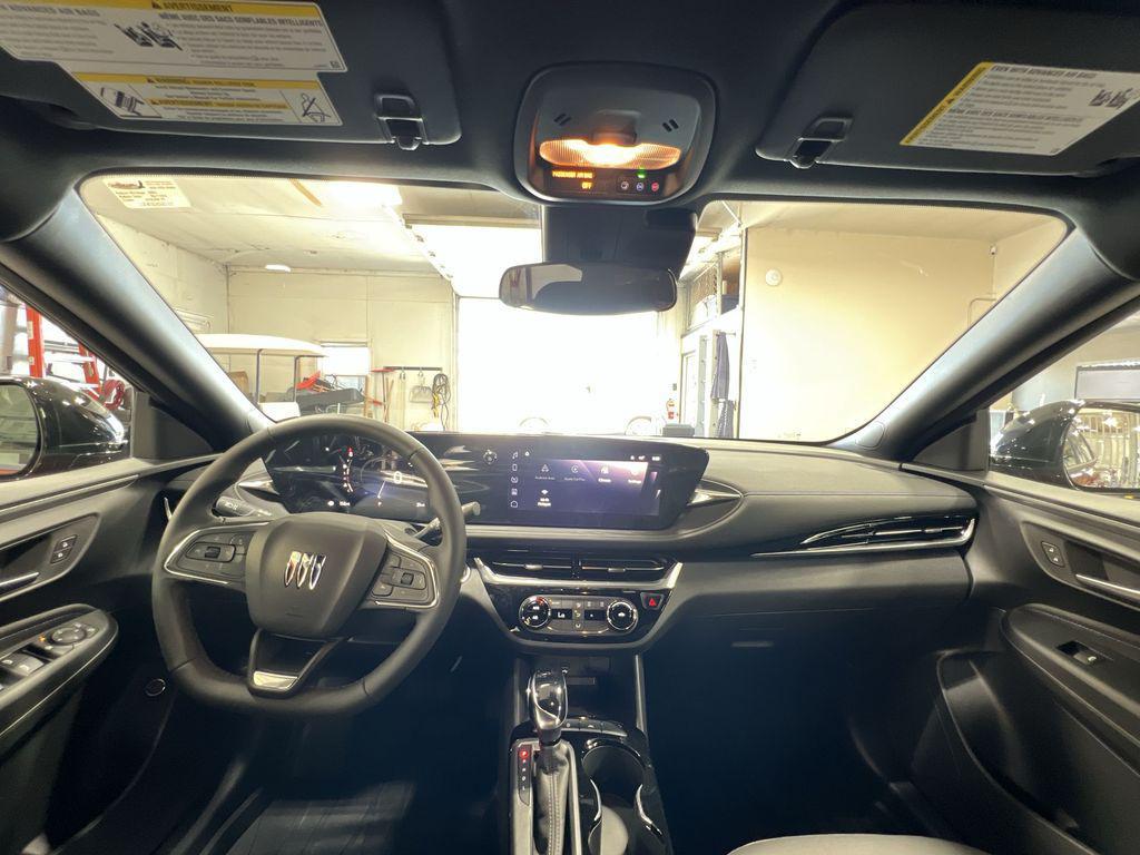 new 2025 Buick Envista car, priced at $26,707