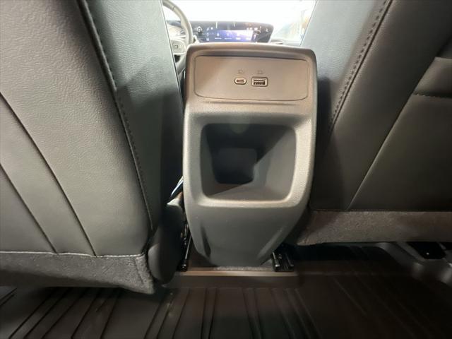 new 2025 Buick Envista car, priced at $26,707