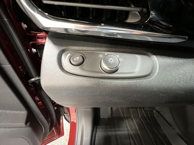 new 2025 Buick Envista car, priced at $26,707