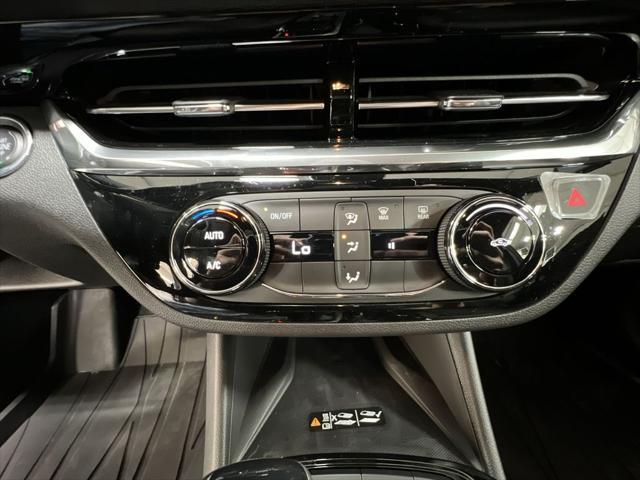 new 2025 Buick Envista car, priced at $26,707