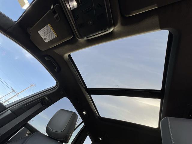 new 2025 Cadillac XT6 car, priced at $73,565
