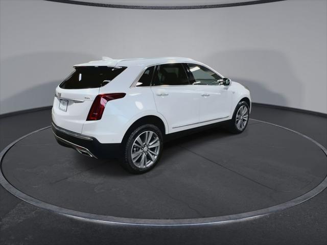 new 2025 Cadillac XT5 car, priced at $60,565