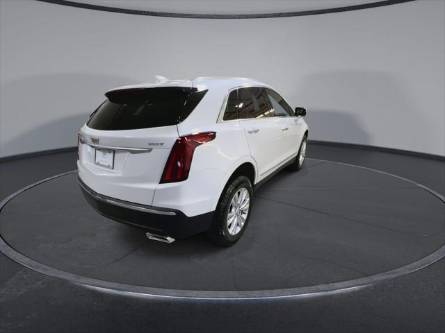 new 2025 Cadillac XT5 car, priced at $45,915