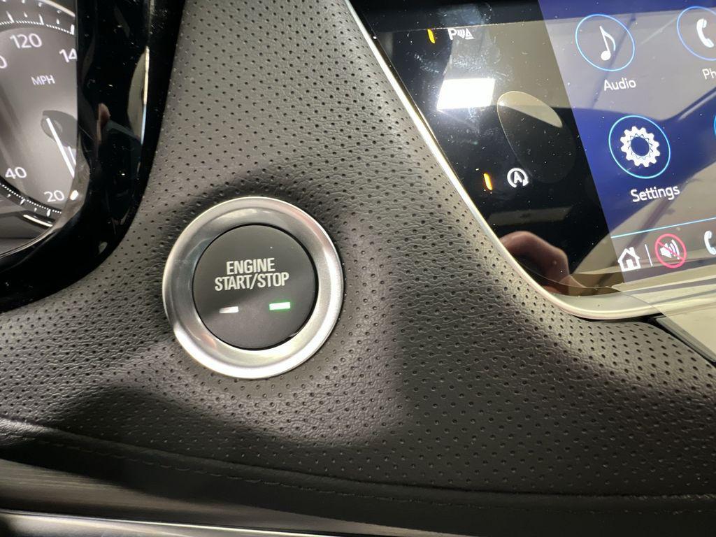 new 2025 Cadillac XT5 car, priced at $45,228