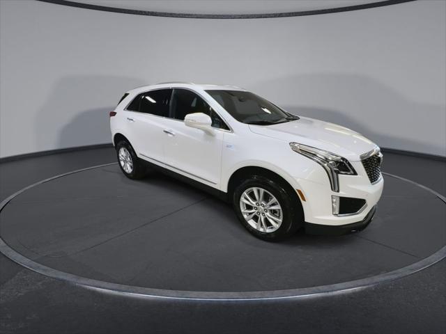 new 2025 Cadillac XT5 car, priced at $45,915