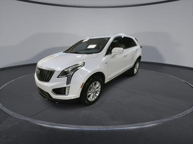 new 2025 Cadillac XT5 car, priced at $45,915