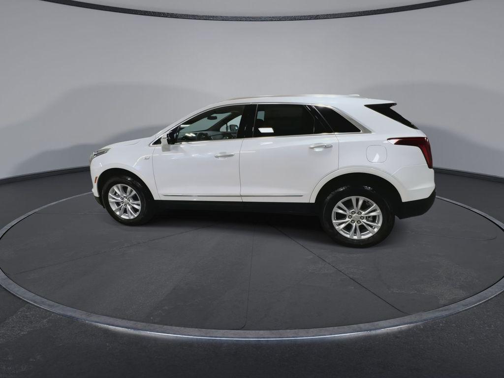 new 2025 Cadillac XT5 car, priced at $45,228