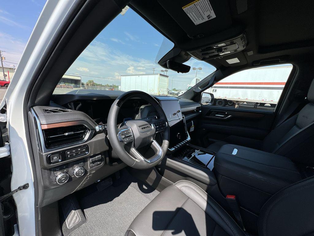 new 2025 GMC Yukon XL car, priced at $98,020