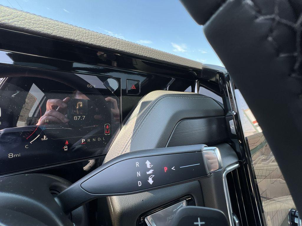 new 2025 GMC Yukon XL car, priced at $98,020