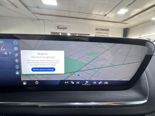 new 2025 Buick Envision car, priced at $37,240