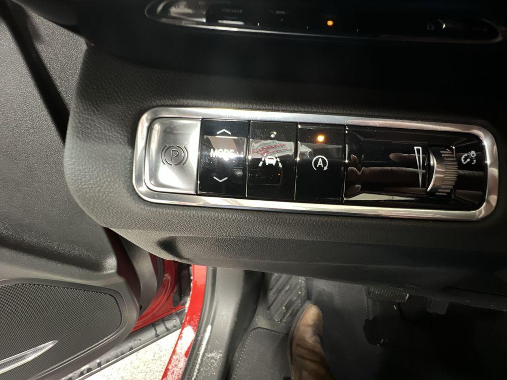 new 2025 Buick Envision car, priced at $37,607