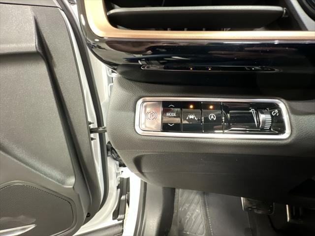 new 2025 Buick Envision car, priced at $40,740