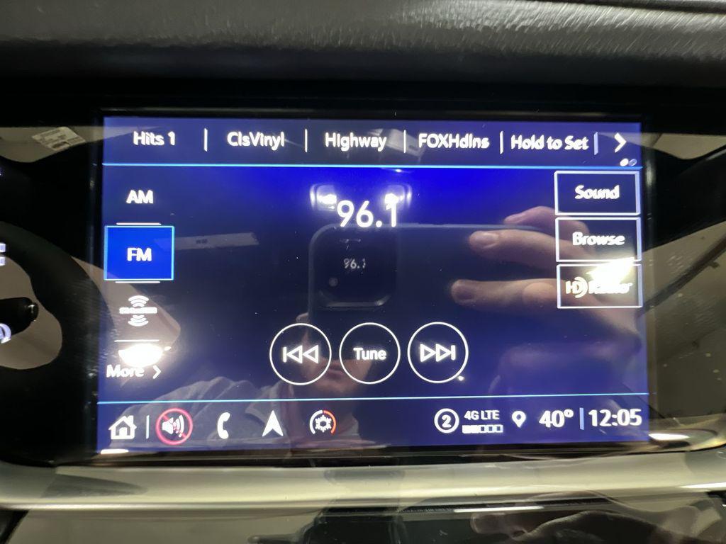 new 2025 Cadillac XT5 car, priced at $55,023