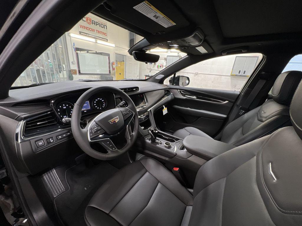 new 2025 Cadillac XT5 car, priced at $55,023