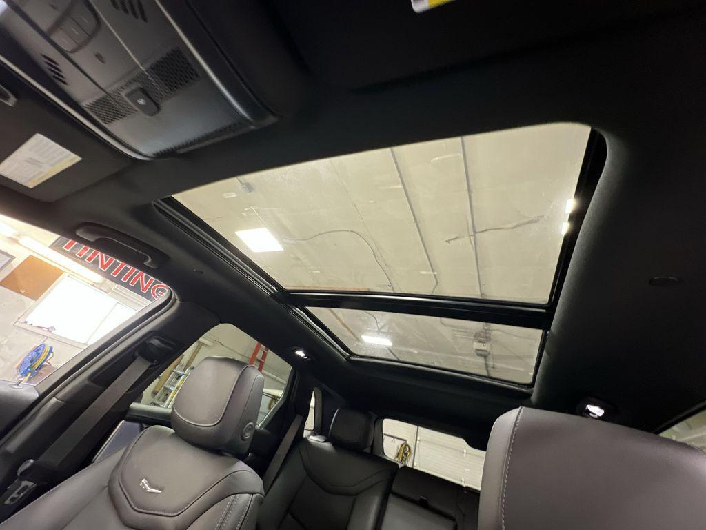 new 2025 Cadillac XT5 car, priced at $55,023