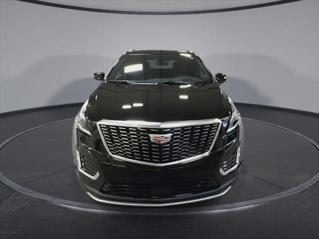 new 2025 Cadillac XT5 car, priced at $56,390