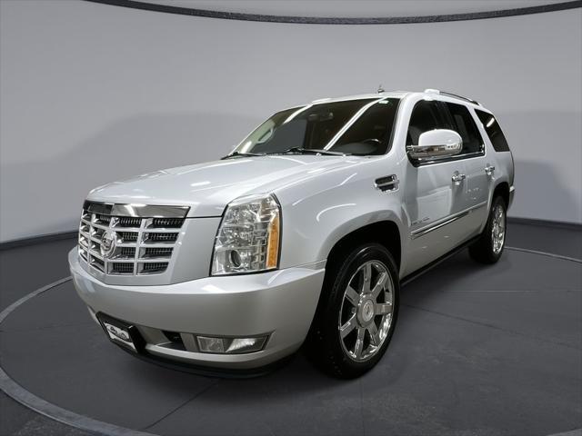 used 2011 Cadillac Escalade car, priced at $15,995