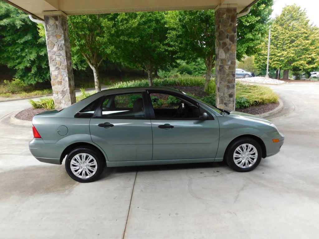 used 2006 Ford Focus car, priced at $5,988