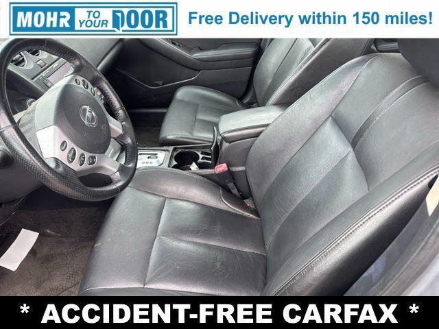 used 2009 Nissan Altima car, priced at $3,500