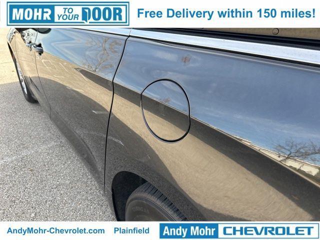 used 2023 Chrysler Pacifica car, priced at $26,000