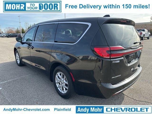 used 2023 Chrysler Pacifica car, priced at $26,000