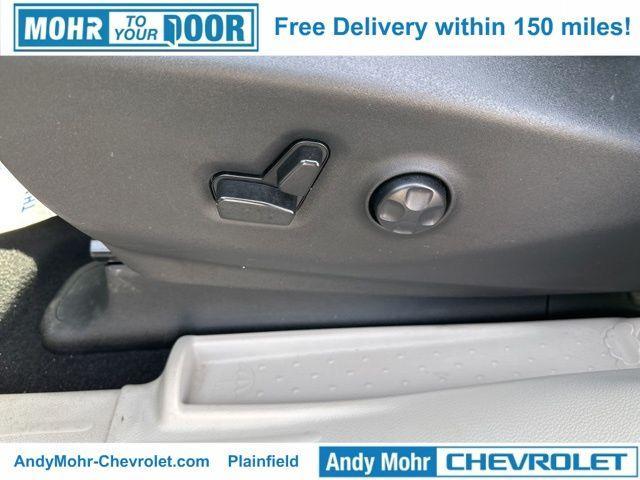 used 2023 Chrysler Pacifica car, priced at $26,000