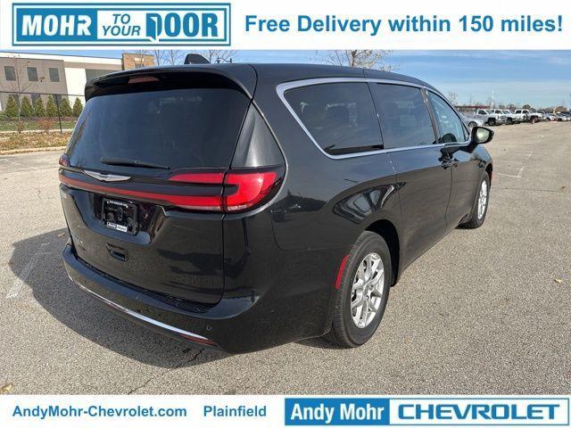 used 2023 Chrysler Pacifica car, priced at $26,000