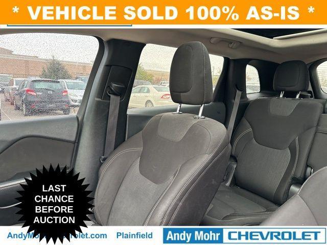 used 2015 Jeep Cherokee car, priced at $3,750