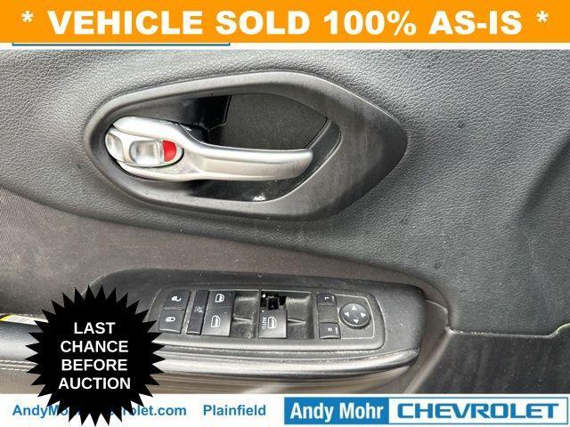 used 2015 Jeep Cherokee car, priced at $3,750