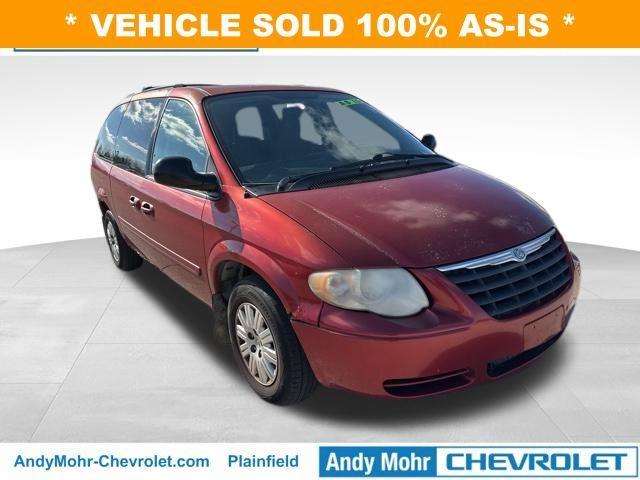 used 2007 Chrysler Town & Country car, priced at $2,500