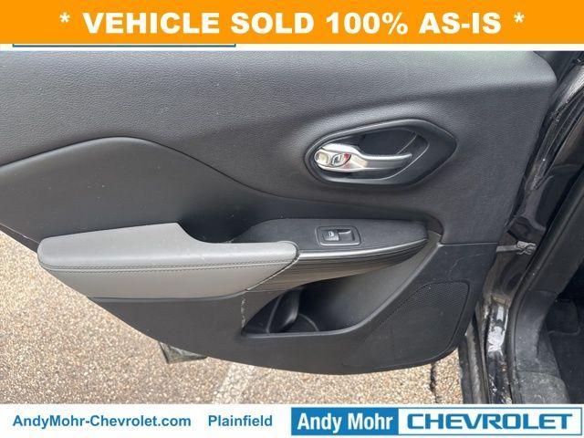 used 2014 Jeep Cherokee car, priced at $5,250