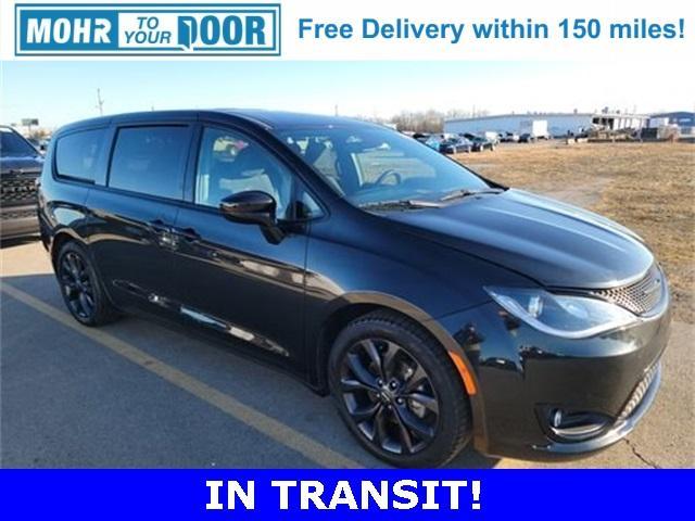 used 2020 Chrysler Pacifica car