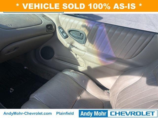 used 2002 Pontiac Grand Prix car, priced at $2,500