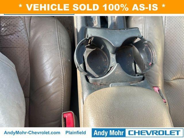 used 2002 Pontiac Grand Prix car, priced at $2,500