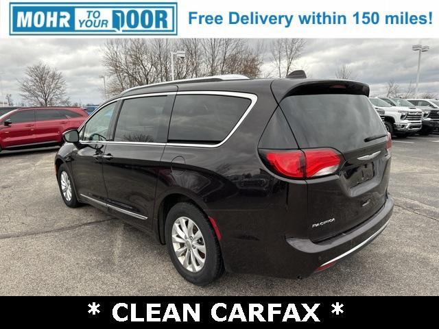 used 2018 Chrysler Pacifica car, priced at $15,250