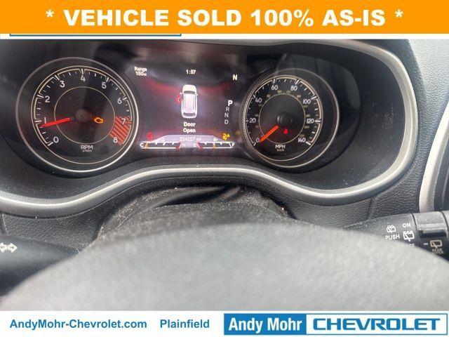 used 2015 Jeep Cherokee car, priced at $5,500
