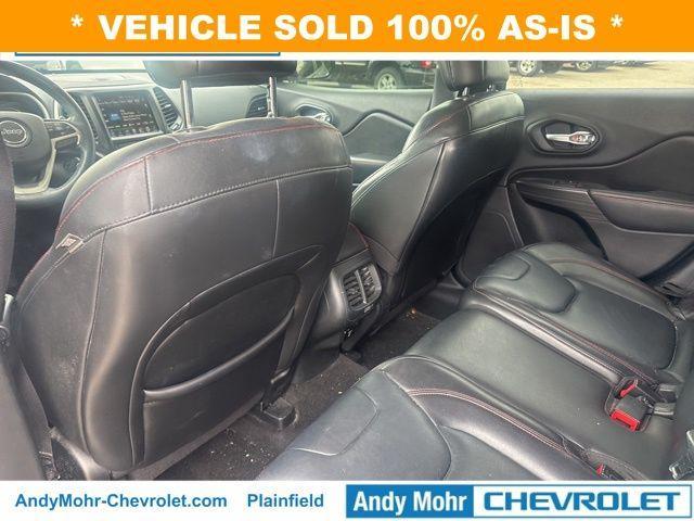 used 2015 Jeep Cherokee car, priced at $5,500