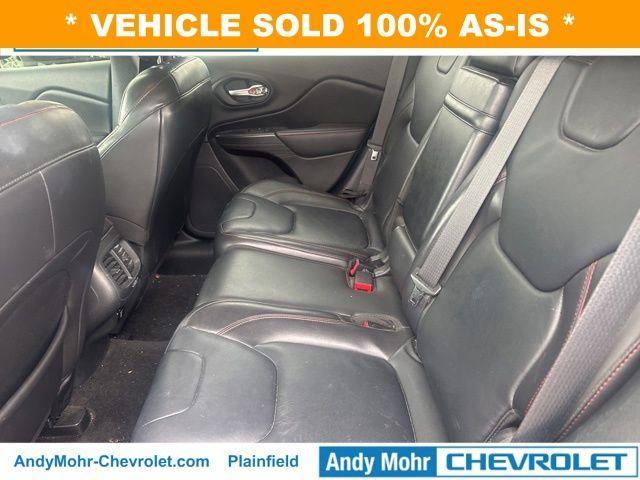 used 2015 Jeep Cherokee car, priced at $5,500