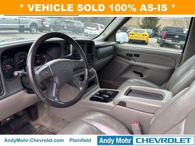 used 2005 Chevrolet Suburban car, priced at $4,500