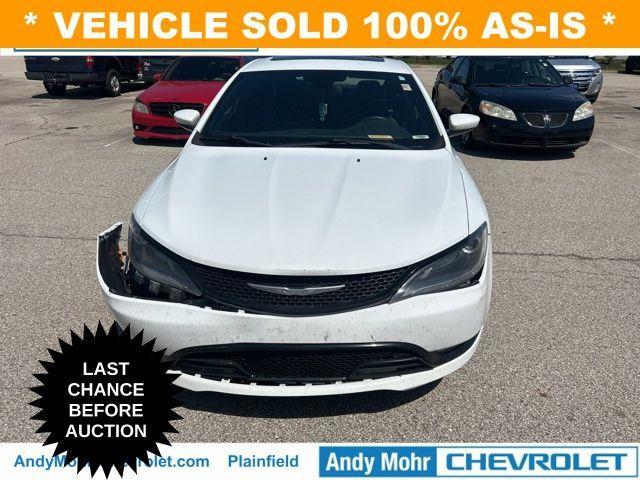 used 2015 Chrysler 200 car, priced at $4,000